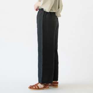 BLACK・身長162cm BLACK・身長162cm
