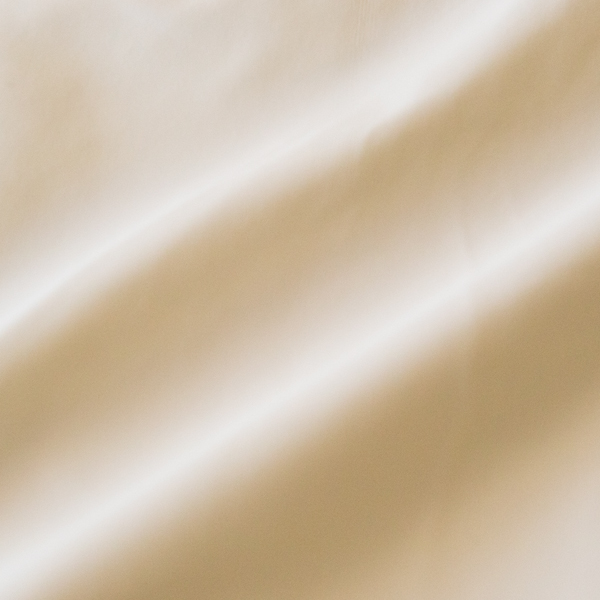 生地が水を良く弾きます(Dune)