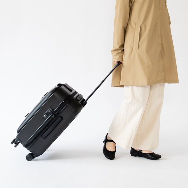 身長162cm(01 Black)