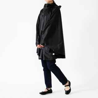 Cape（レインコート）／RAINS(レインズ)｜愛着を持ってずっと使いたい