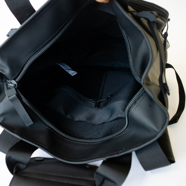 開けたところ(01 Black)