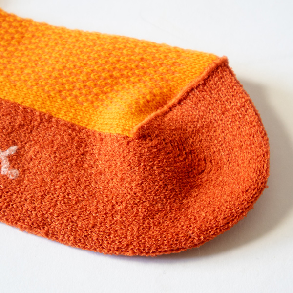 甲部分はメッシュ編み仕様になっています 甲部分はメッシュ編み仕様になっています