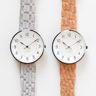 ARNE JACOBSEN WATCH MINA PERHONEN STATION