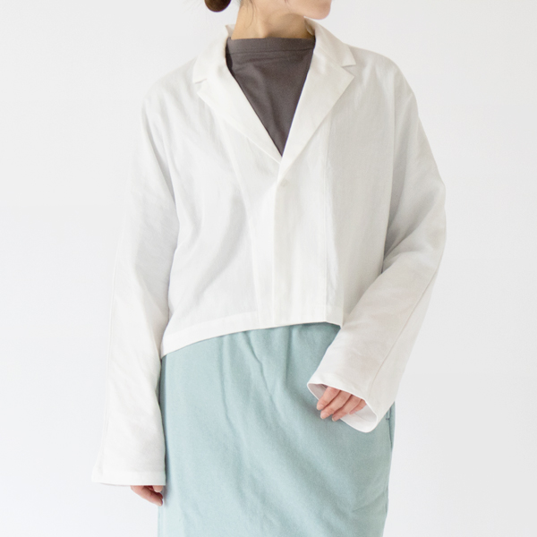 身長162cm、WHT