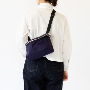 DARK PURPLE・身長162cm DARK PURPLE・身長162cm