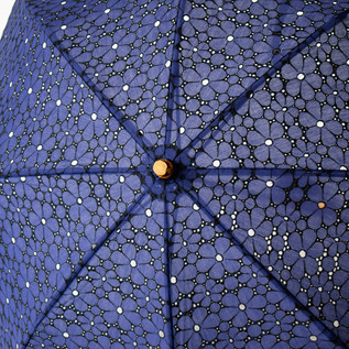 石突を中心に広がる小花レース(NAVY)