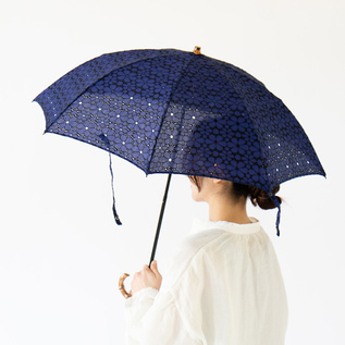 小花レースパラソル 折りたたみ傘／wakao（ワカオ）｜愛着を持って