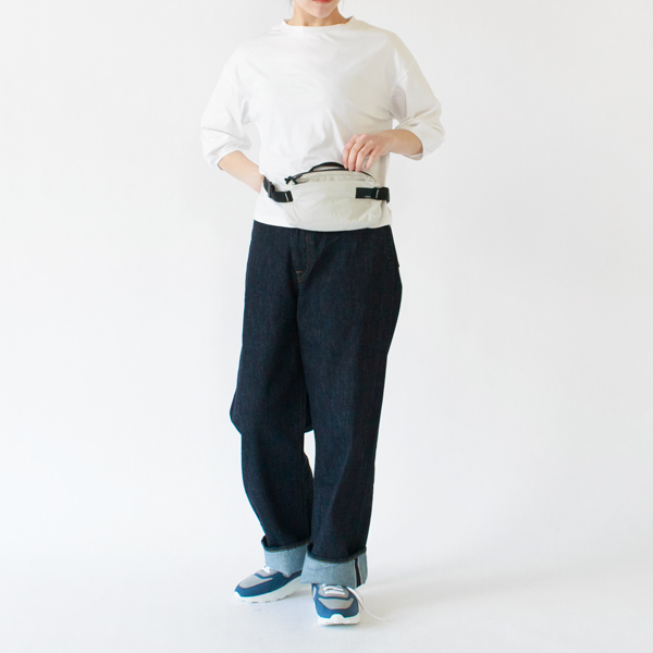 WHITE（身長：162cm）