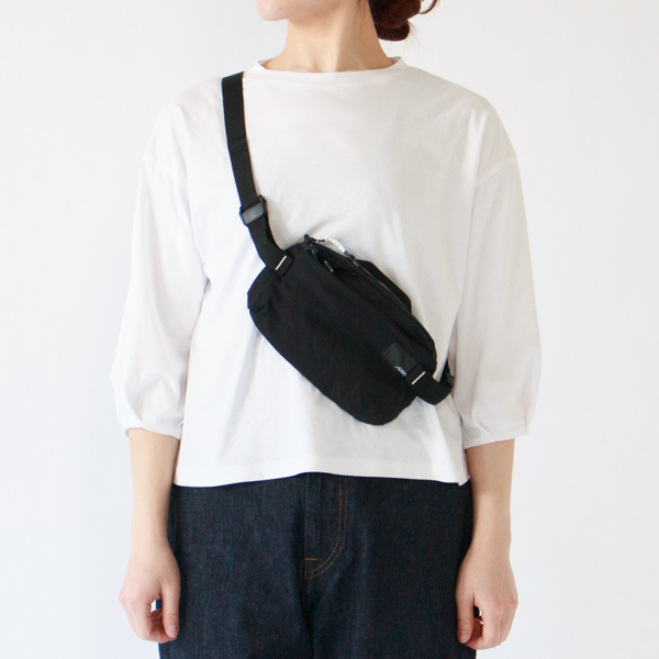 BLACK（身長：162cm）
