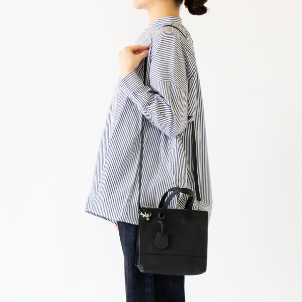 身長：162cm(INK BLACK)