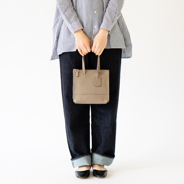 身長：162cm(ALMOND GRAY)