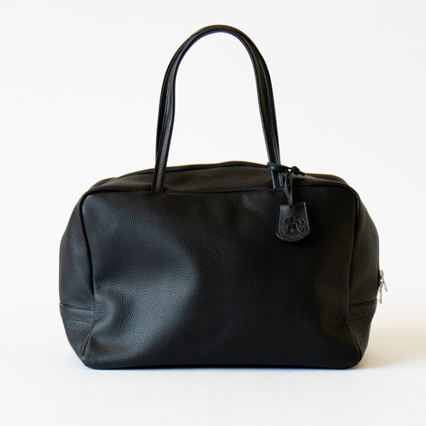 En スクエアダッフル M(BLACK)