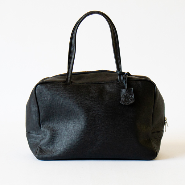 En スクエアダッフル M(BLACK)