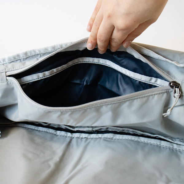 貴重品などの収納に(NAVY)
