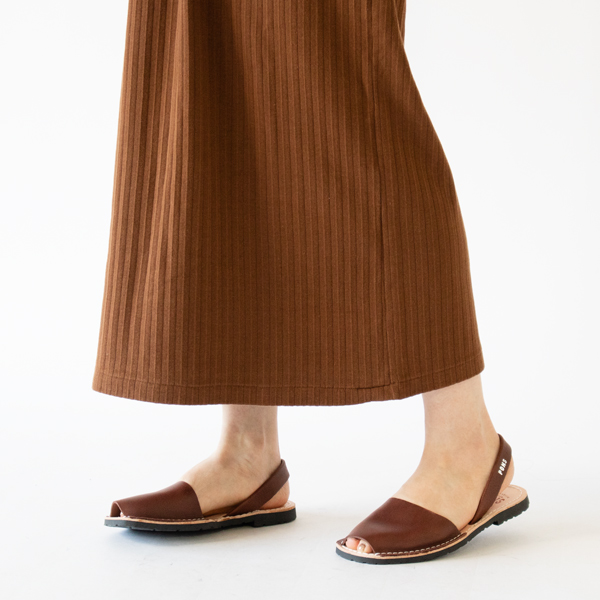 サンダルとよく合います(BROWN)