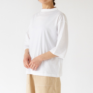 WHITE・身長162cm WHITE・身長162cm