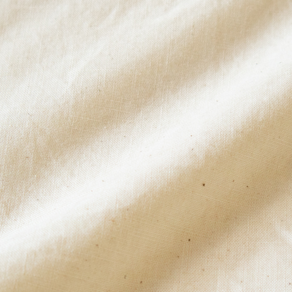 軽やかで柔らかい生地(ECRU)