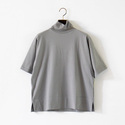 5分袖ハイネックリラックスフィットTシャツ