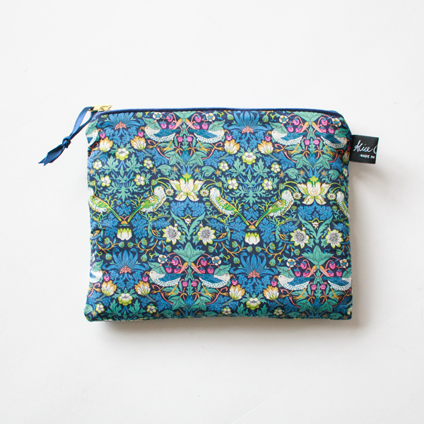 クッションポーチ／LIBERTY LONDON（リバティロンドン）｜愛着を持って