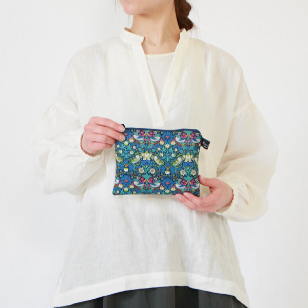 クッションポーチ／LIBERTY LONDON（リバティロンドン）｜愛着を持って
