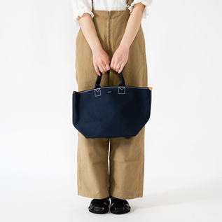 NAVY・身長162cm NAVY・身長162cm