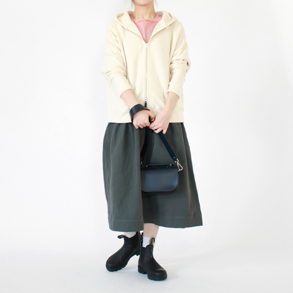 身長162cm(GREY/総丈75cm)