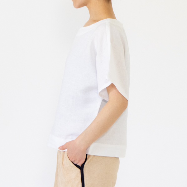 WHITE-XS・身長162cm