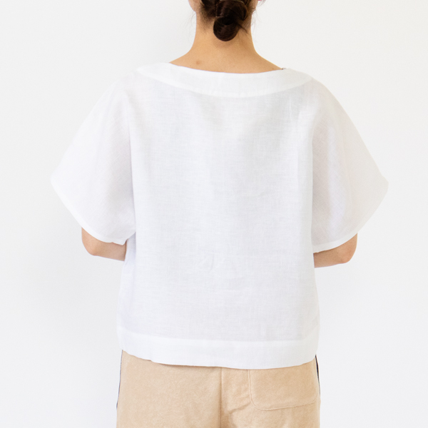 WHITE-XS・身長162cm