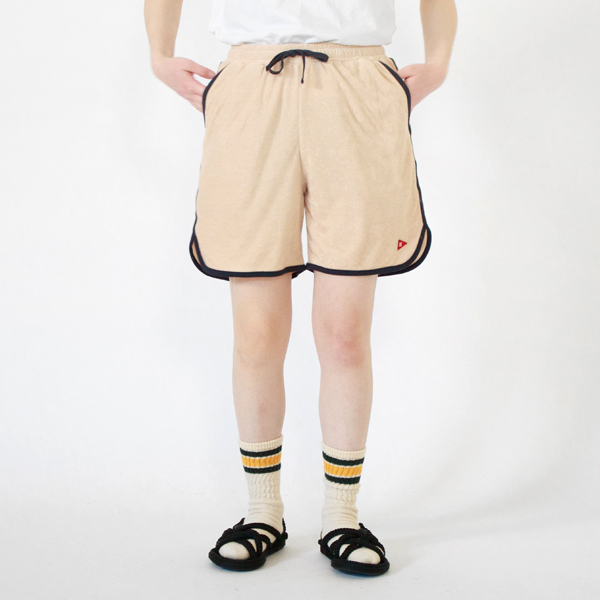 BEIGE 身長162cm