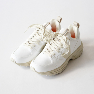 スニーカー VENTURI VC / WHITE PIERRE