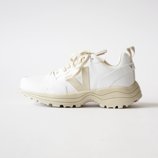 スニーカー VENTURI VC / WHITE PIERRE／VEJA（ベジャ）｜愛着を持って