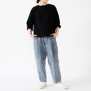 黒、身長:162cm 黒、身長:162cm