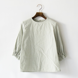 Balloon sleeve pullover