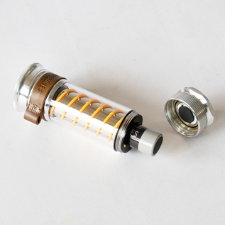 Barebones専用のリチウムイオン電池を充電して使うこともできます(ALUMINUM) Barebones専用のリチウムイオン電池を充電して使うこともできます(ALUMINUM)