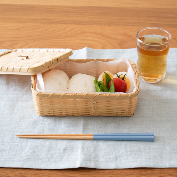 竹の抗菌作用を生かしたおにぎり入