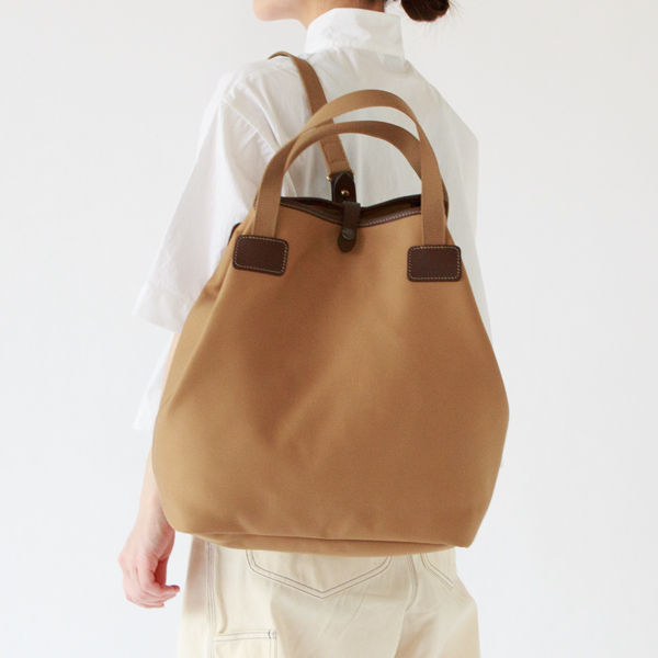 肩掛けで(KHAKI)