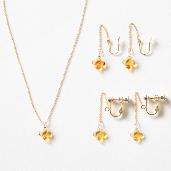 ピアス/イヤリング/ネックレス キンモクセイ