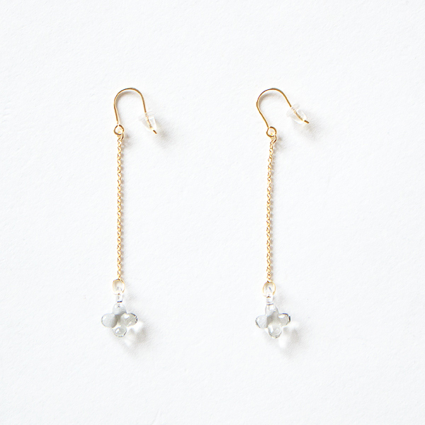 アジサイ ピアス