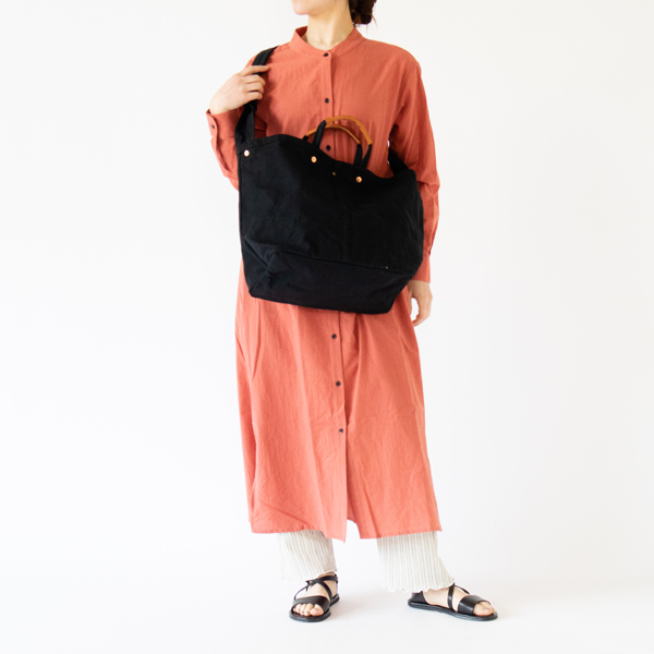 斜めがけ（別注BLACK・身長162cm）