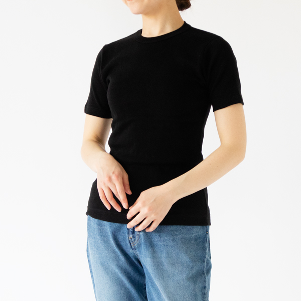 身長162cm クルーネックショートスリーブTシャツ NERO