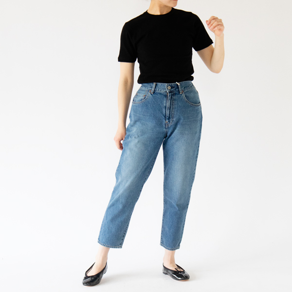 身長162cm クルーネックショートスリーブTシャツ NERO