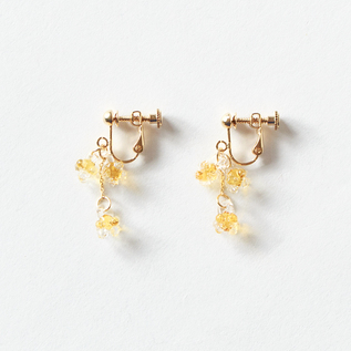 ピアス/イヤリング/ネックレス】ミモザ／HARIO Lampwork Factory