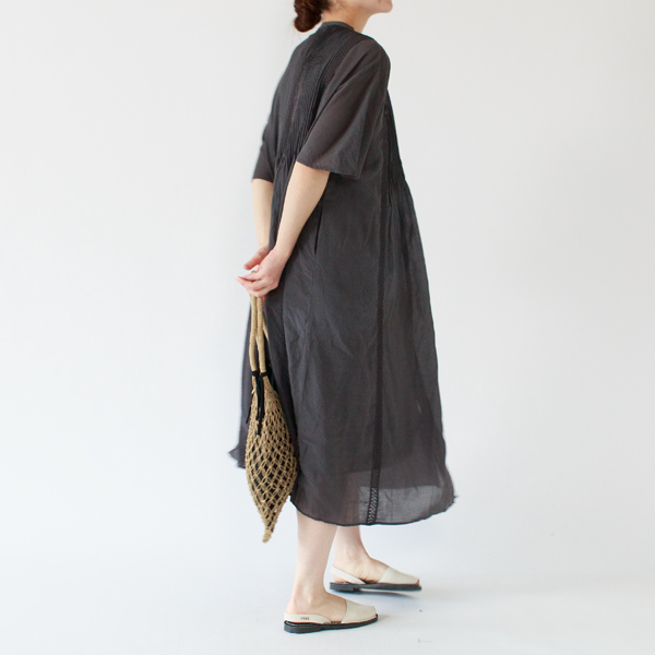 Black・身長162cm