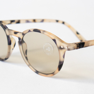LIGHT TORTOISE LIGHT TORTOISE