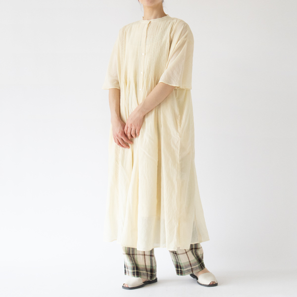 BEIGE、身長:162cm BEIGE、身長:162cm