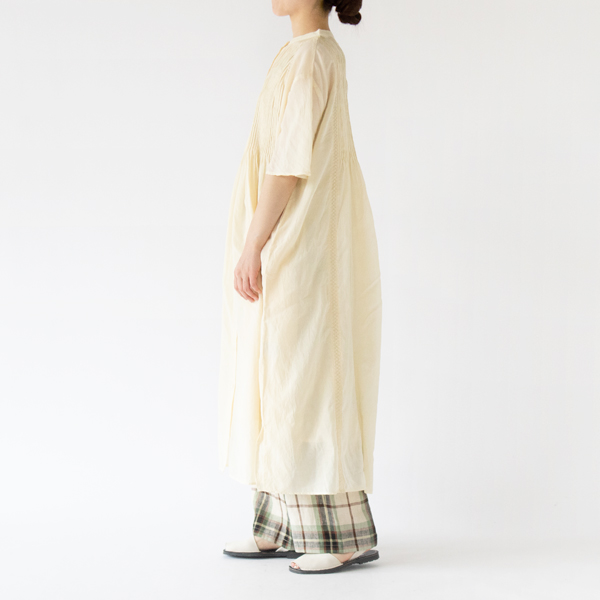 BEIGE、身長:162cm BEIGE、身長:162cm