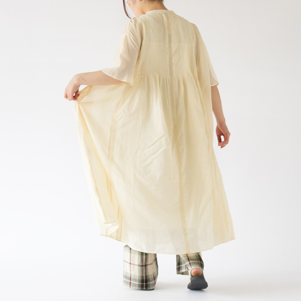 BEIGE、身長:162cm BEIGE、身長:162cm