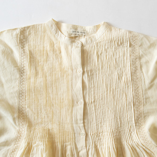 胸元アップ(BEIGE) 胸元アップ(BEIGE)