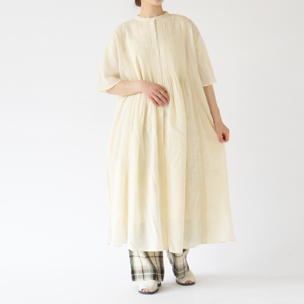 BEIGE、身長:162cm BEIGE、身長:162cm