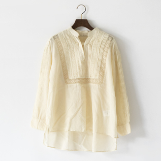 ピンタックレースチュニックブラウス(BEIGE) ピンタックレースチュニックブラウス(BEIGE)